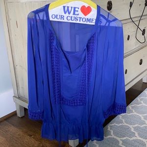 Women’s long sleeve blouse